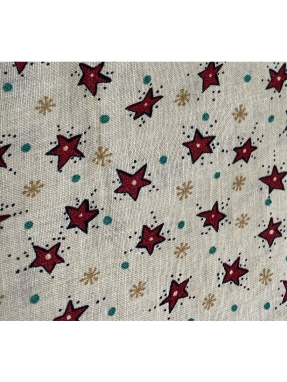 Benartex Cotton Fabric 1/2 yard x 44" Red Star Pattern on Beige Quilting Crafts